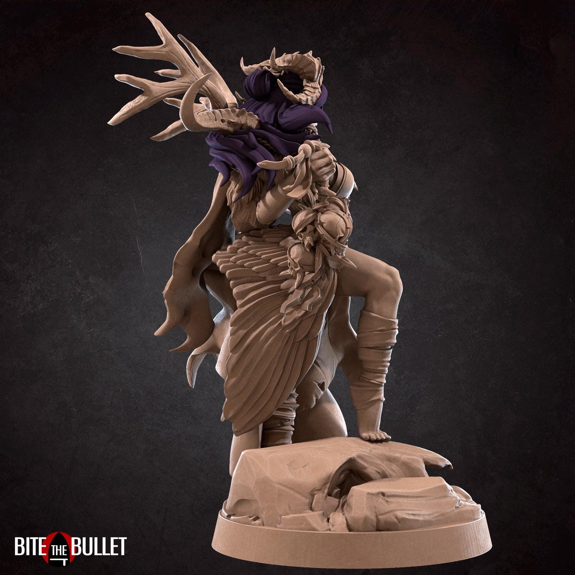 Circe, the Black Scavenger Miniature | Bite the Bullet